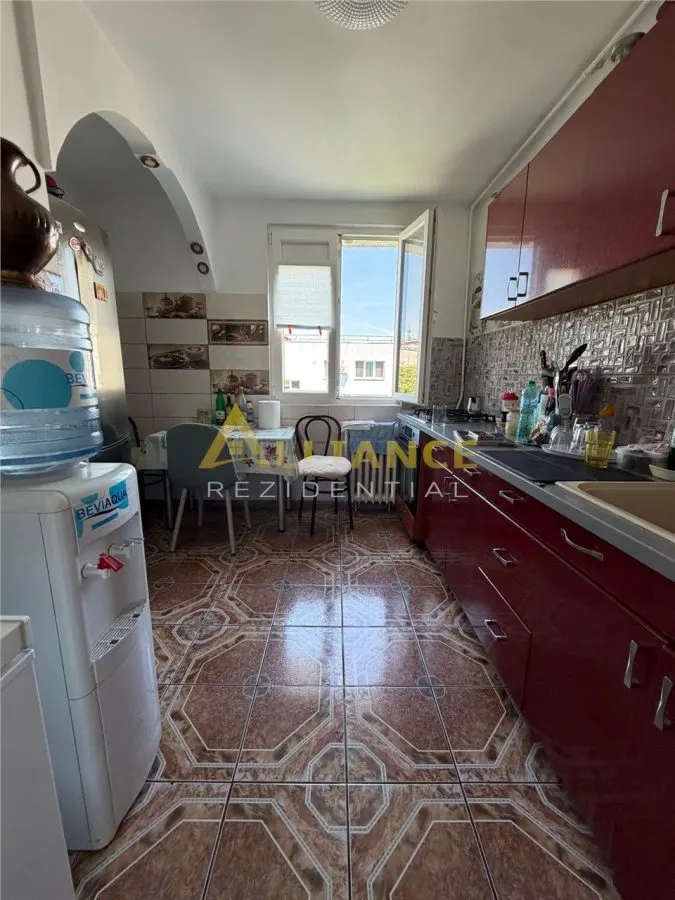 Sector 3 Apartament 4 camere 2 bai 81,5 mp - foto 5