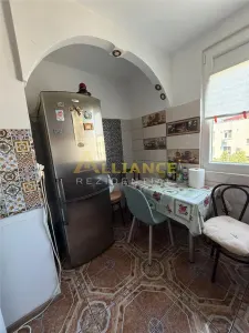 Sector 3 Apartament 4 camere 2 bai 81,5 mp - foto 6
