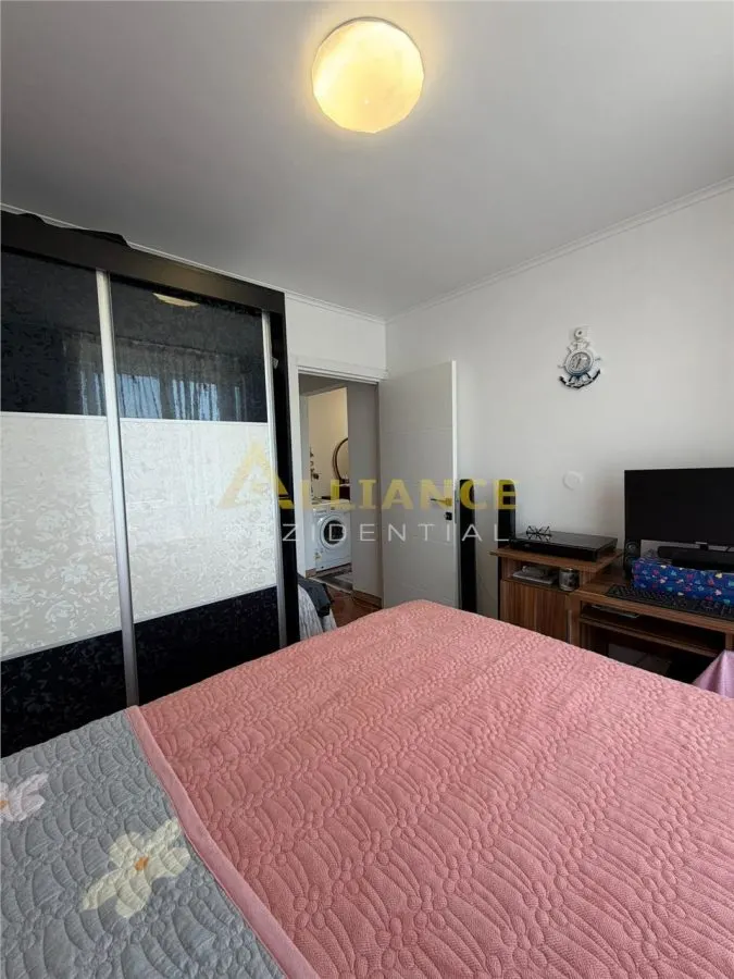 Sector 3 Apartament 4 camere 2 bai 81,5 mp - foto 8