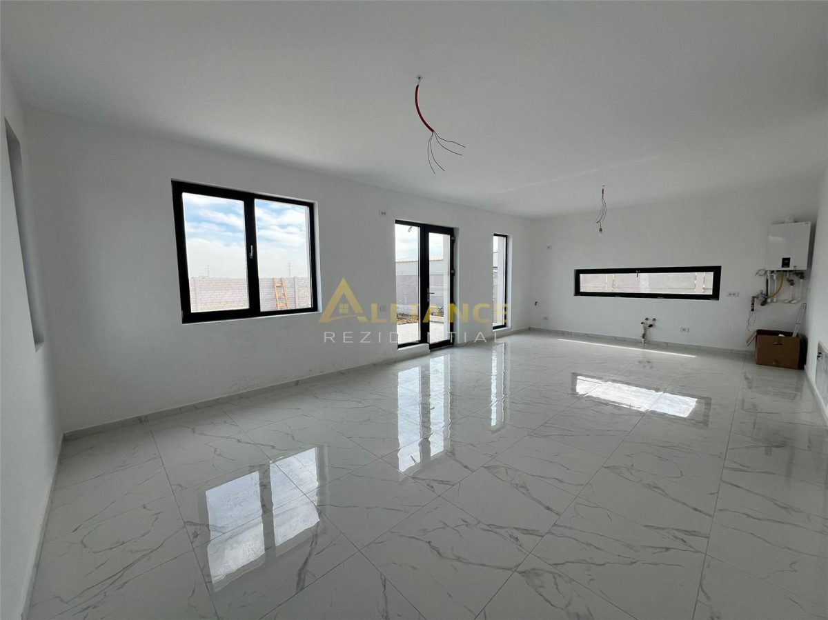 Casa individuala - 3 camere--90 mp utili -Teren 427 mp - Berceni