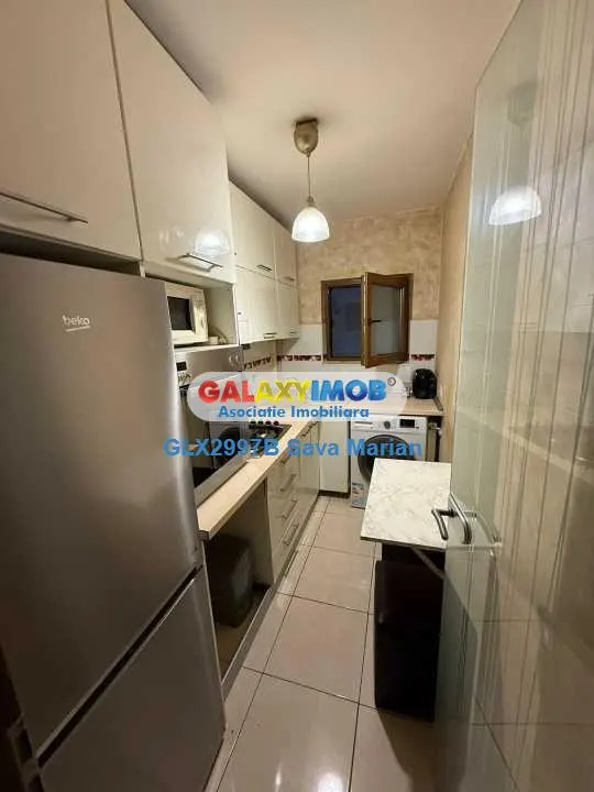 APARTAMENT 3 CAMERE DE INCHIRIAT PIATA ROMANA - foto 4