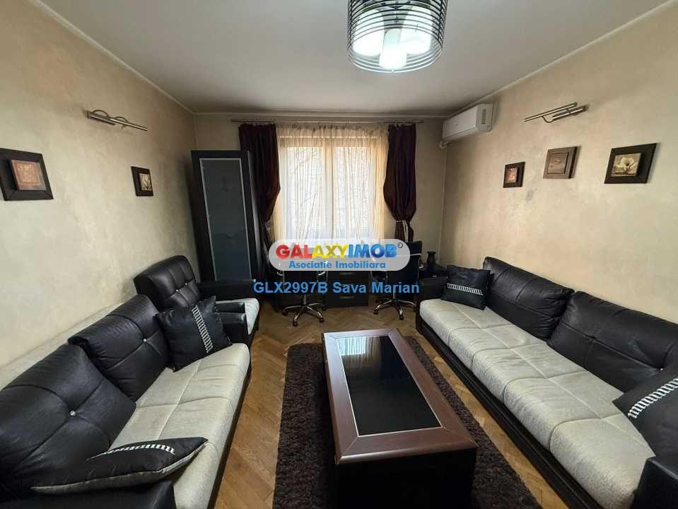 APARTAMENT 3 CAMERE DE VANZARE PIATA ROMANA - Bucuresti