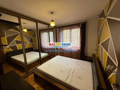 APARTAMENT 3 CAMERE DE VANZARE PIATA ROMANA - foto 2